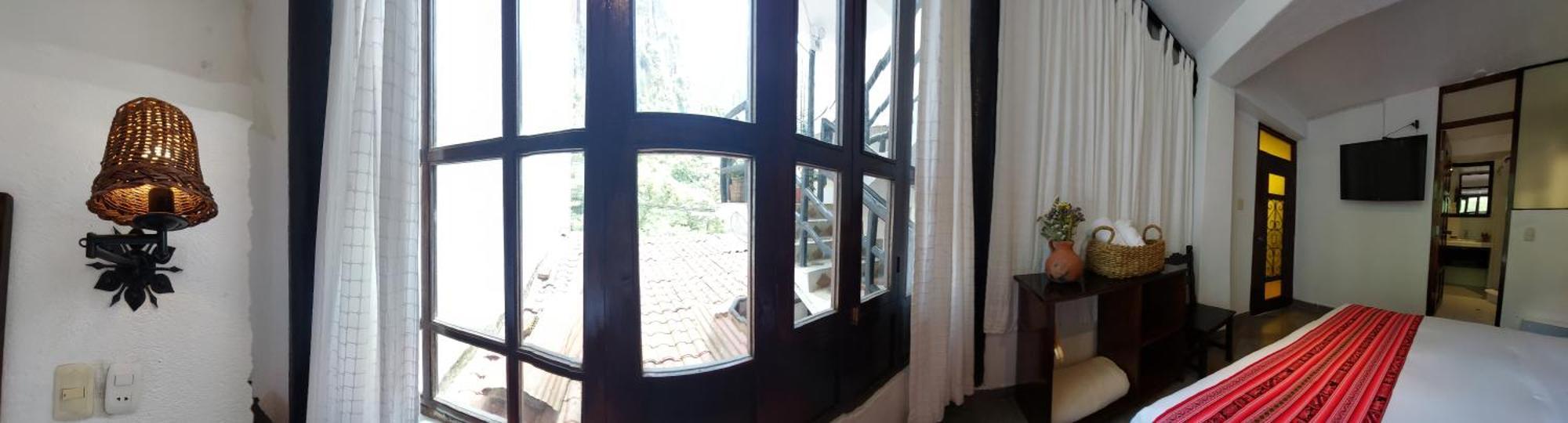Sacred Stone Boutique Aguas Calientes