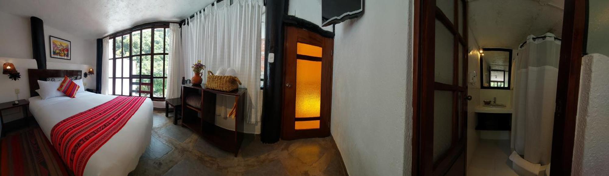 Sacred Stone Boutique Aguas Calientes